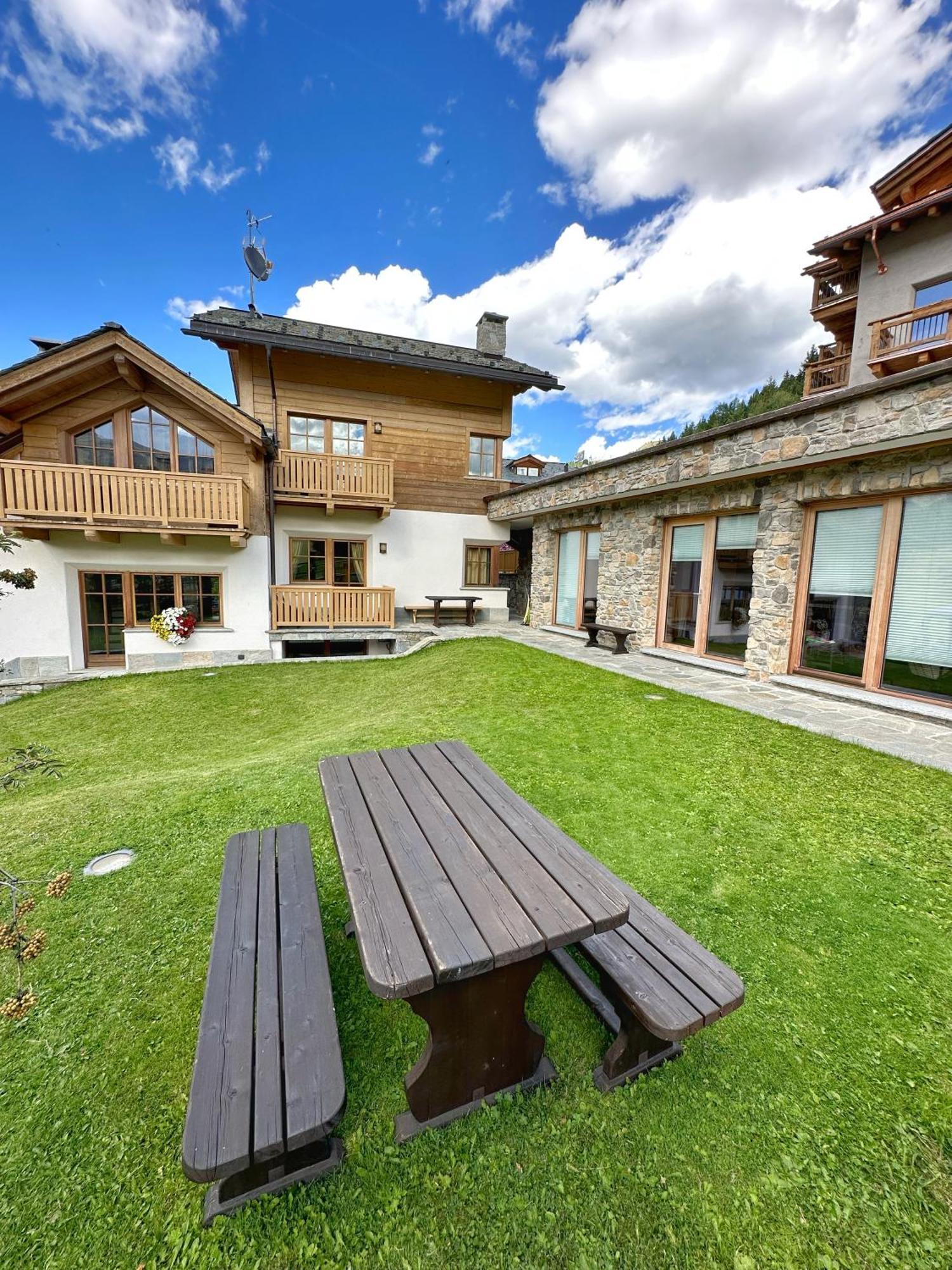 Chalet Monteneve Appartamento Verde Livigno Exterior foto